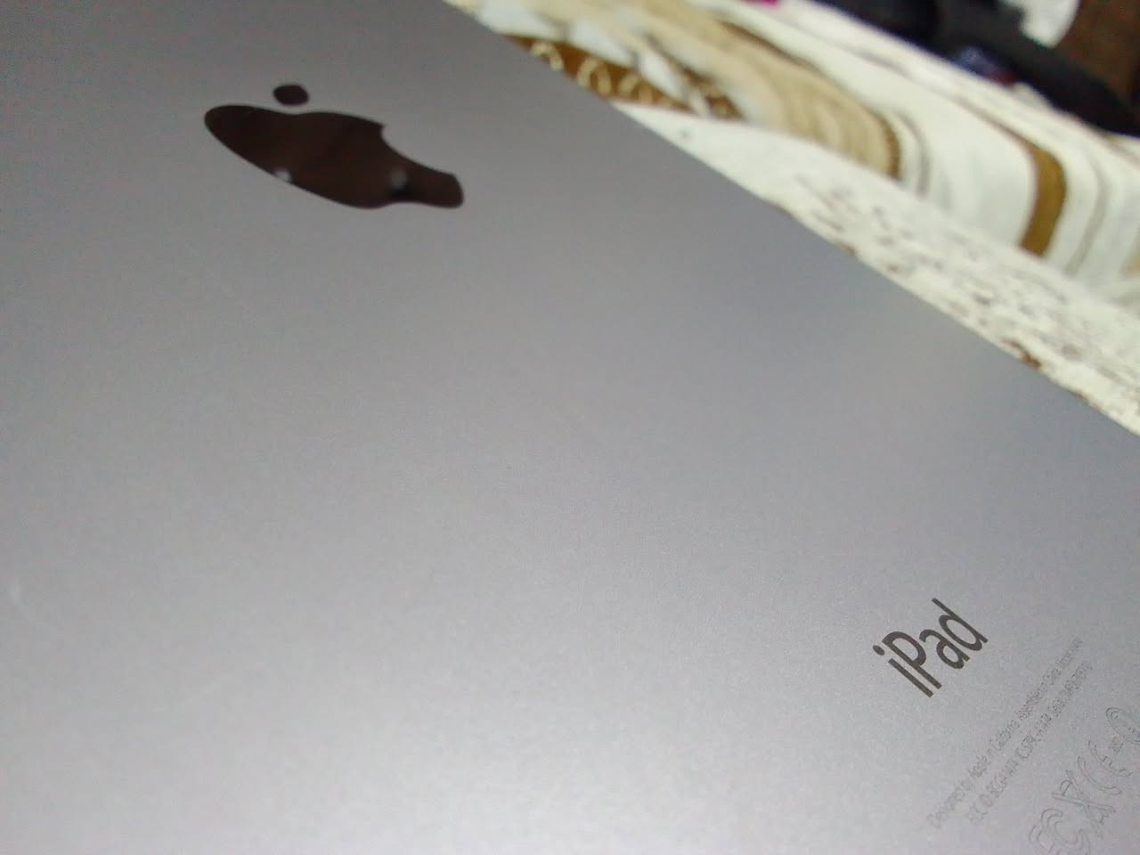 سعر 200وبيه مجال 
السلام عليكم 
iPad Air 
16غ.ب.
نضافه فول كدام العين مامفتوح كلشي مامبدل بيه بلادي 
60فريم بوبجي يشغل سلس مابيه شخط لاضهر ولا شاشه مكاني كركوك رقمي ***********واتساب فقط
