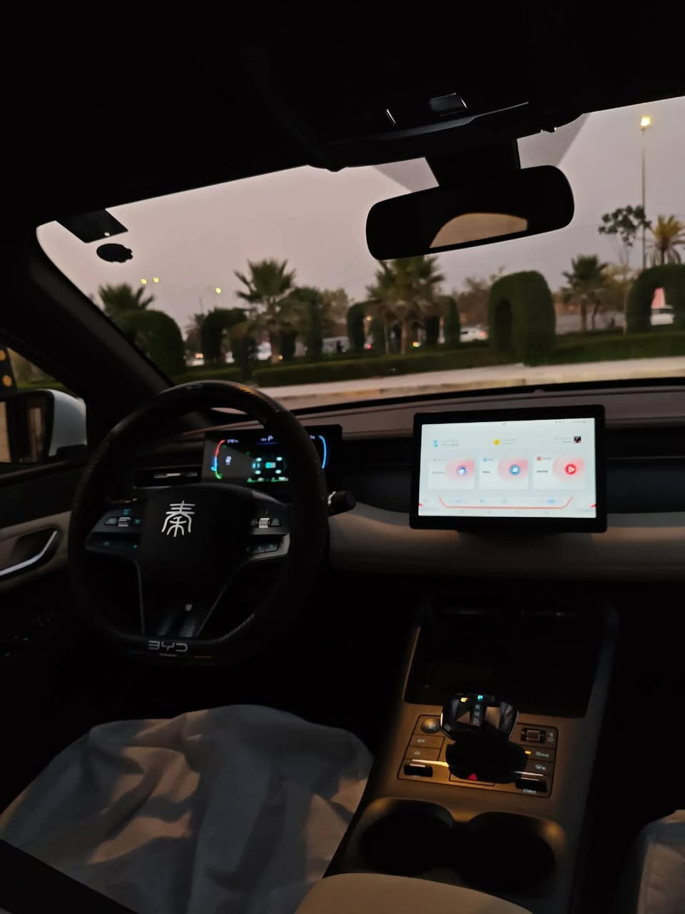 السلام عليكم 
BYD Gn plus  للبيع او المراوس
 زيرو ماشيه 3 آلاف   السعر 20 مليون وبيها مجال
موديل 2025 فول مواصفات داخل كريمي جلد مكفوله كفاله عامه رقم بغداد بسمي تحويل ثاني يوم 
مكاني كربلاء او بغداد شراي اتصل وتشلع عيوني ***********
