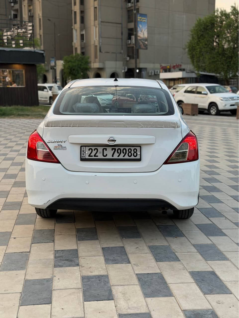 نيسان سني مديل 2022 -  هندية بليته زركه أصلية بحالة ممتازة للبيع
​المحرك: 1500 CC (بحالة الوكالة، محرك جديد ونشط جداً). كير مكينة مكفولات 
​السيارة مكفولة وجديدة جداً، بعدها بخيرها تحكمات ستيرن حساسات خلفية شاشه لكزز كامره خلفيه شادلها كأمره خلفيه تخم تاير جديد اربع سماعات جدد سيارة كل نقص مابيها 
ماشية 55الف
على وضع الشركة مال بيت السيارة باسمي
رقم اربيل هزتهاجديده ​السعر:109وبيها مجال
​السيارة نظيفة جداً ومناسبة للي يدور سيارة عمل واقتصادية وما تحتاج أي مصروف.
مكان بغداد العطيفية
قرب صاج البديع لاستفسار 
*********** بغداد, العراق
