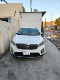 سورنتو 2017   بصمة تشغيل  بصمة ابواب  حساسات خلفي وامامي  كامرة خلفية ...