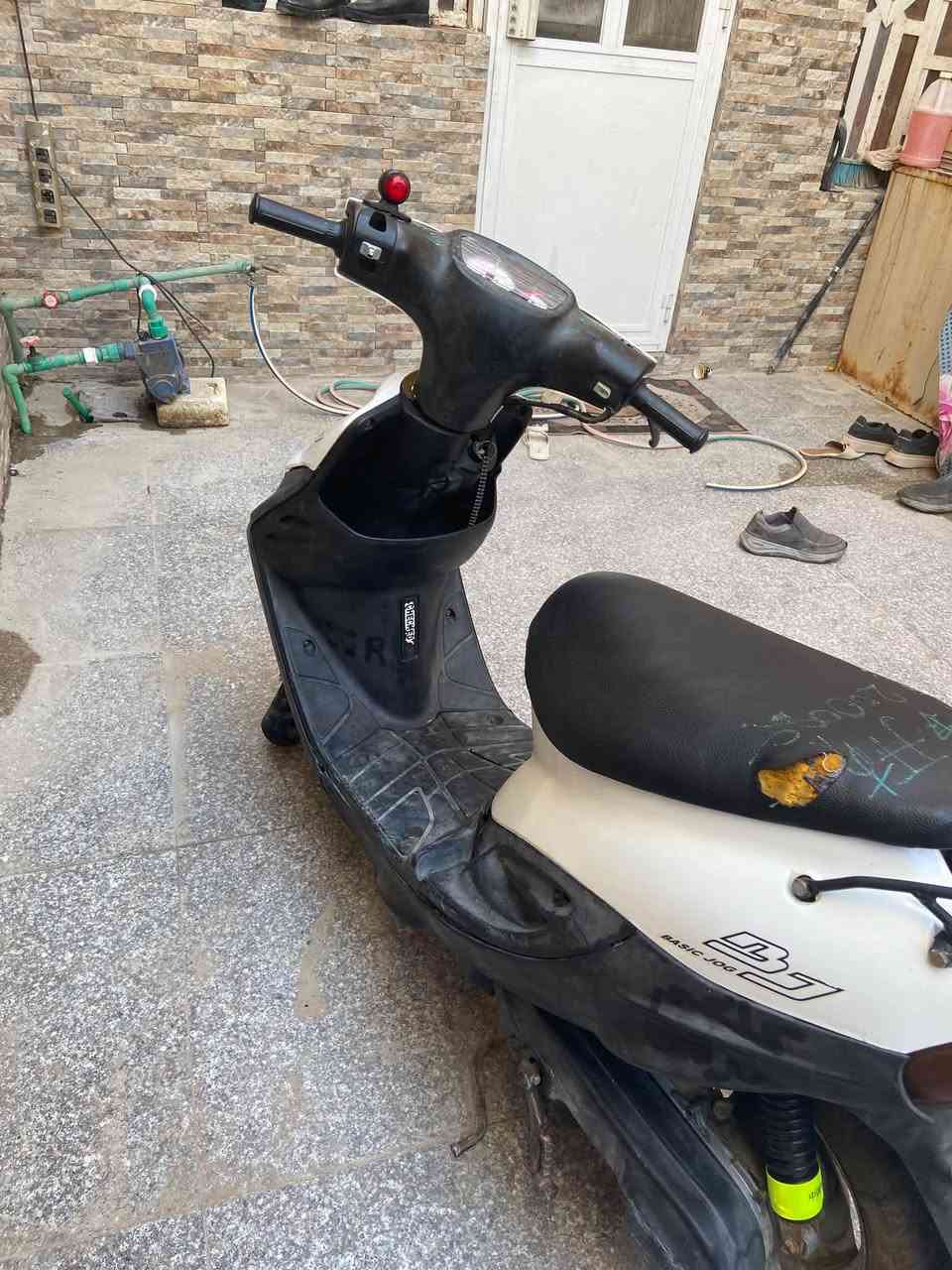 دراجه تسع زروف 300 الف ما مفتوحه
***********
