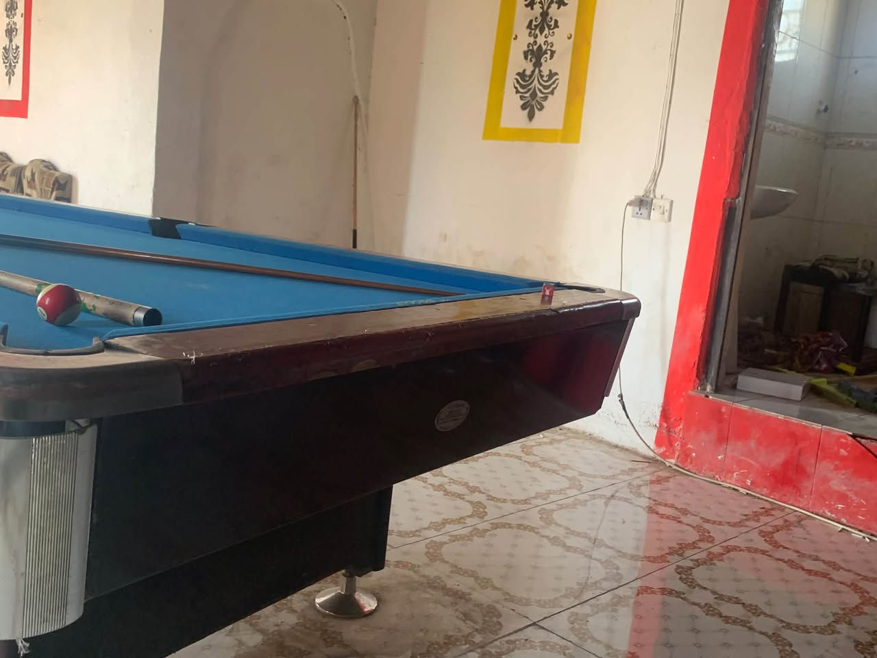 سلام عليكم بليارد للبيع نضيف حيل مع كامل ملحقاتو السعر خاص او اتصل عل الرقم عل اي ستفسار  ‭***********‬
