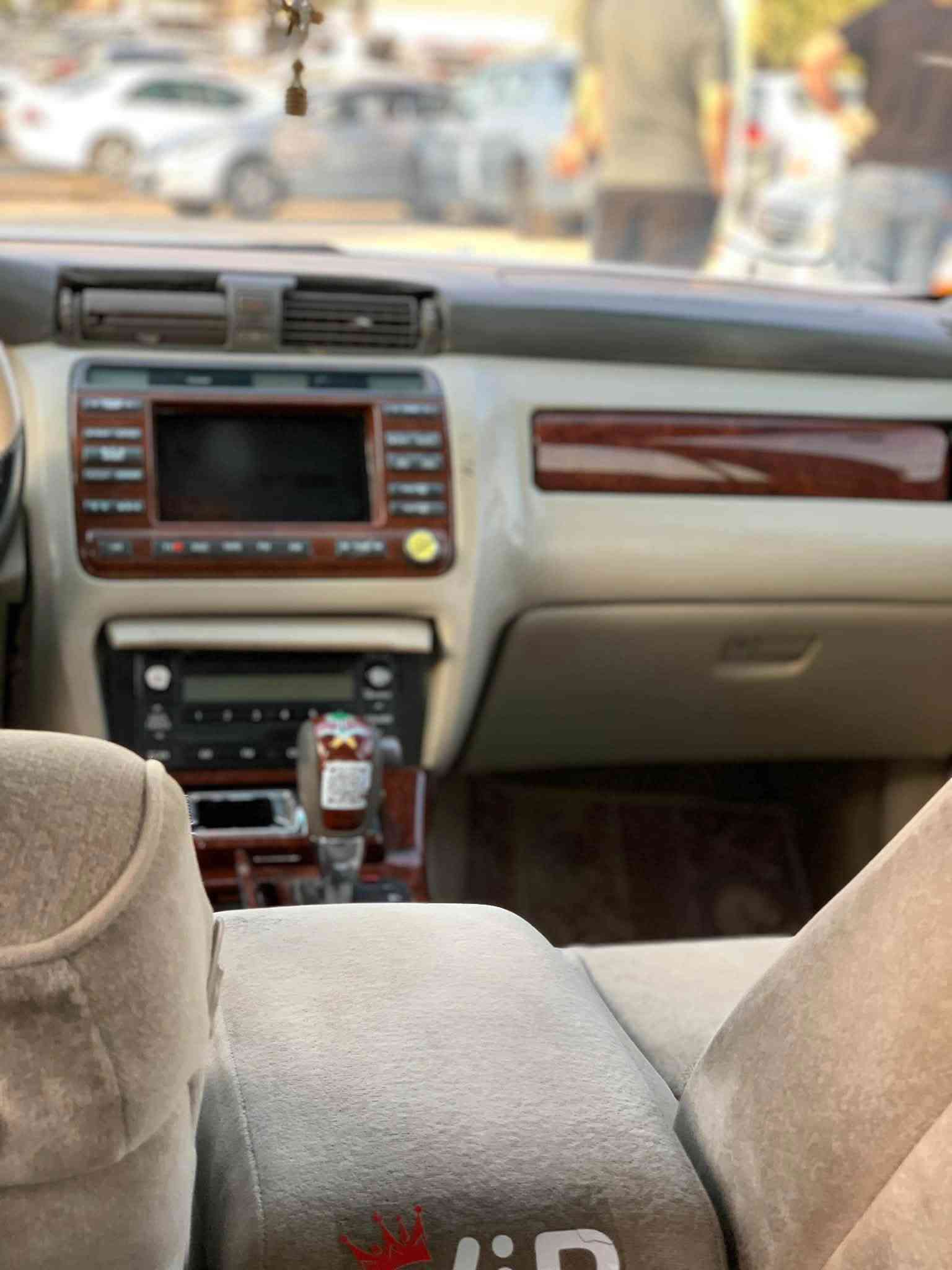 🚗✨

🚙 سەرەتا بەناوی خوای گەورە
مەلیکە بڕاوە بڕاوە - D4 گەورە

✅ بێ دەعم
✅ بێ لێدراو - کەڤەر و شاسی بە شەرت
✅ کۆدی هەیە - 4 دوگمە
✅ پێش و دوا کریستاڵ
✅ ناو زەرد
✅ بۆ 250 مەسروف مەگەرێ

💰 نرخ: 34$ مەجالی برایانە

📞 ***********
📍 پیشانگای گەڵا
