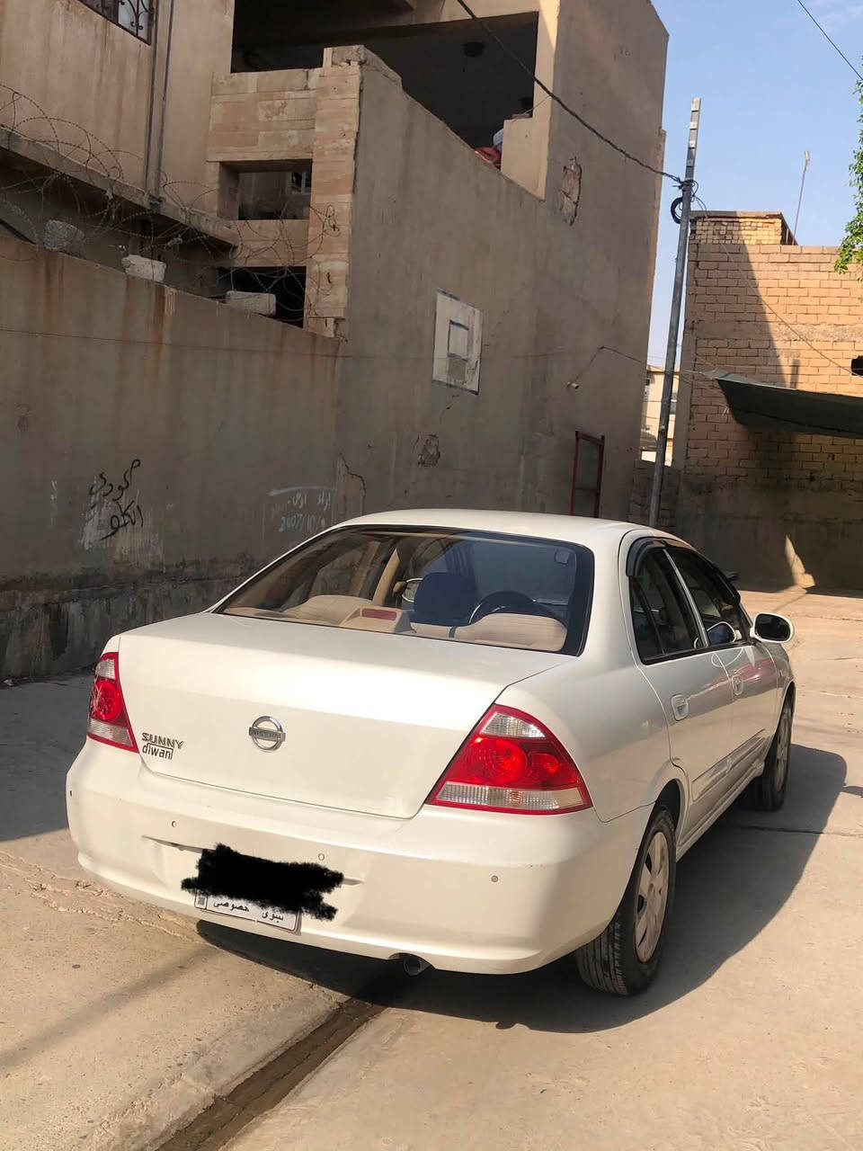 نيسان سني 2013 رقم السيارة نينوى
ماشية 108كم 
بيها تعديل على البارد شويه من الجاملغ والباب الايسر 
السعر105وبيها مجال بسيط
والسونار بلصور موجود
 للتواصل على الرقم فقطط***********
