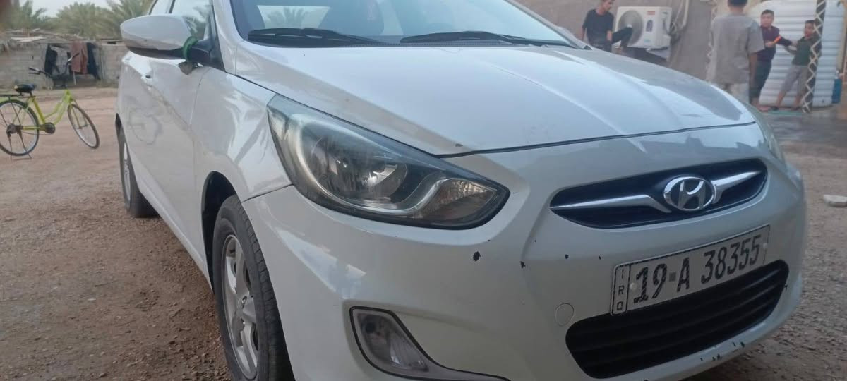 سلام عليكم  اكسنت البيع موديل ٢٠١٢ رقم كربلاء دولي سنويه ساقطه بيها قطعتين اثر ذبين 
عليه بطش الون ابيض  السعر ٩٠ وبيها مجال الطيبين عنوان كربلاء  
الاتصال  ***********
