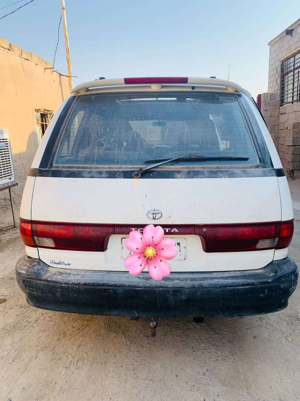سلام عليكم بريفا للبيع موديل 99بدون خياس بدون ضريه بدون صبغ وياله و تايرات جديد  لايتات جديده امامي خلفي كهربائيات كله شغال كير عادي 7 راكب سياره خير من الله  مكان سياره واسط العزيزيه 40وبيهاا مجال للطيبين ***********
