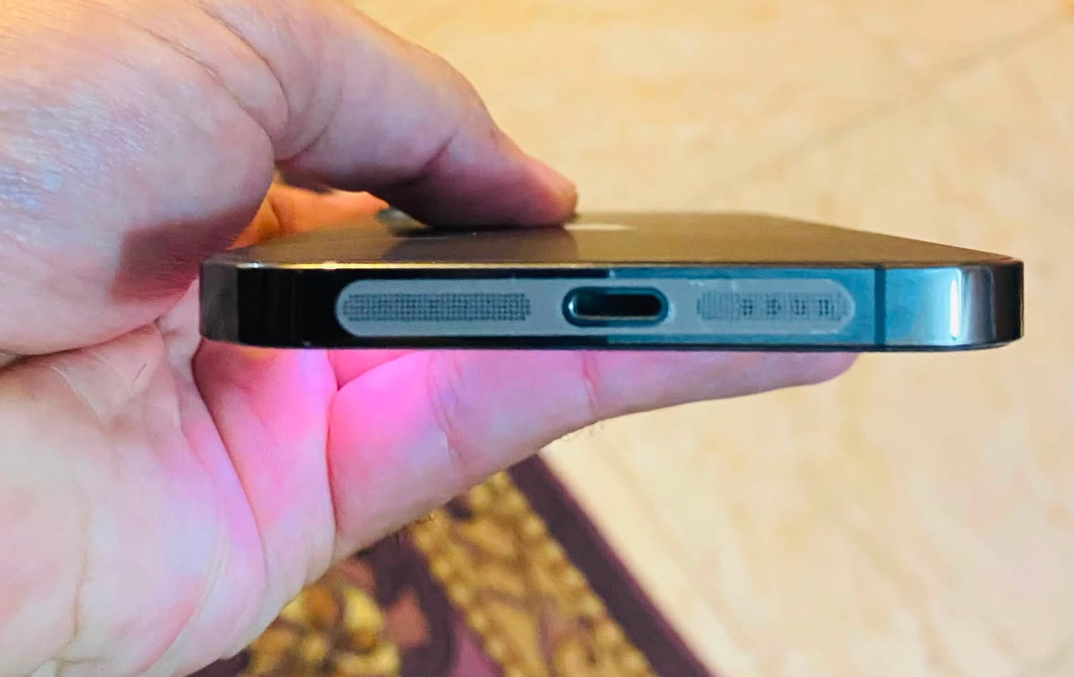 ايفون ١٣ برو ماكس • بطارية ٩٠٪ • اسود