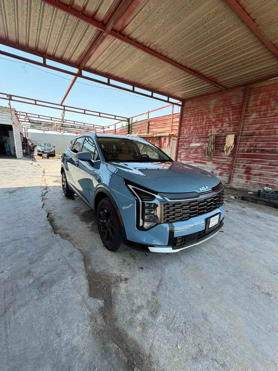 السلام عليكم 

سبورتج موديل ٢٦ دخول جديد حادثه دعامية فقط وبارد بكصه البنيد بدون ايرباك بدون صبغ بدنا راديترات بلاد تبريد بلادي 

مكينه ٢٥٠٠  

موصفات 

بصمه 
تشغيل عن بعد 
تبريد بيانو
شاشه دجتل
حساس امامي خلفي 
رادرات ٣٦٠
لد امامي خلفي
دركه رياضيه
مودات قياده
ويل كب
كشنات جلد 
تدفئه بالكشنات
والموقود 

السياره زيرو ماشيه اقل ١٠٠٠ دخول جديد منفيس بسمي تترقم جميع المحافظات 

***********
مكاني بابل السعر ٢١٨وبي مجال 

فدوه لعمرك لتقيسه بالخليجي السياره الحجم الجبير والمكينه الجبيره
