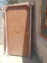 أبواب خشب • نظيفات • بلجيكي