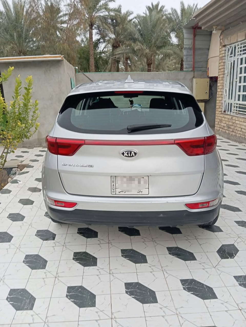 السلام عليكم 
لبيع سبورتج 2019 
امريكي بيه بس جامغ امامي 
باقي كفاله عامه شرط لسونار 
مواصفات 
تحكم استرين جهتين 
شاشه 
كامره خلفيه 
شاشه تحديد عطلات 
تحديد مسار 
كشنات جلد 
ويل 17 
دواخل اسواد ملكي 
تبريد قطعتين 
ماشيه 93
محرك 2400 
مكان سياره كربلاء المقدسة 
سعر مع اتصل وبيك خير وتدل لشراي
***********
