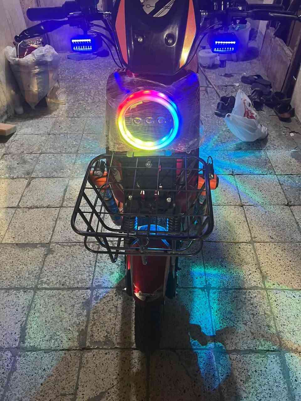 سلام عليكم
دراجه XR9كسر جديد مستعمله فقط ٤ايام وموجود وصل 
مكاني البصره الحيانيه شارع صنكر 
السعرررررر……460وبيه مجال حك الجيه 
تواصل واتساب فقط ***********
