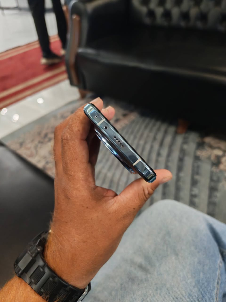 Magic 6 pro
512-16+16
الموبايل كفاله فقط الضهر نفطر عندي ردت ابدله وبطلت 
***********
حسابي محضور فقط واتساب

