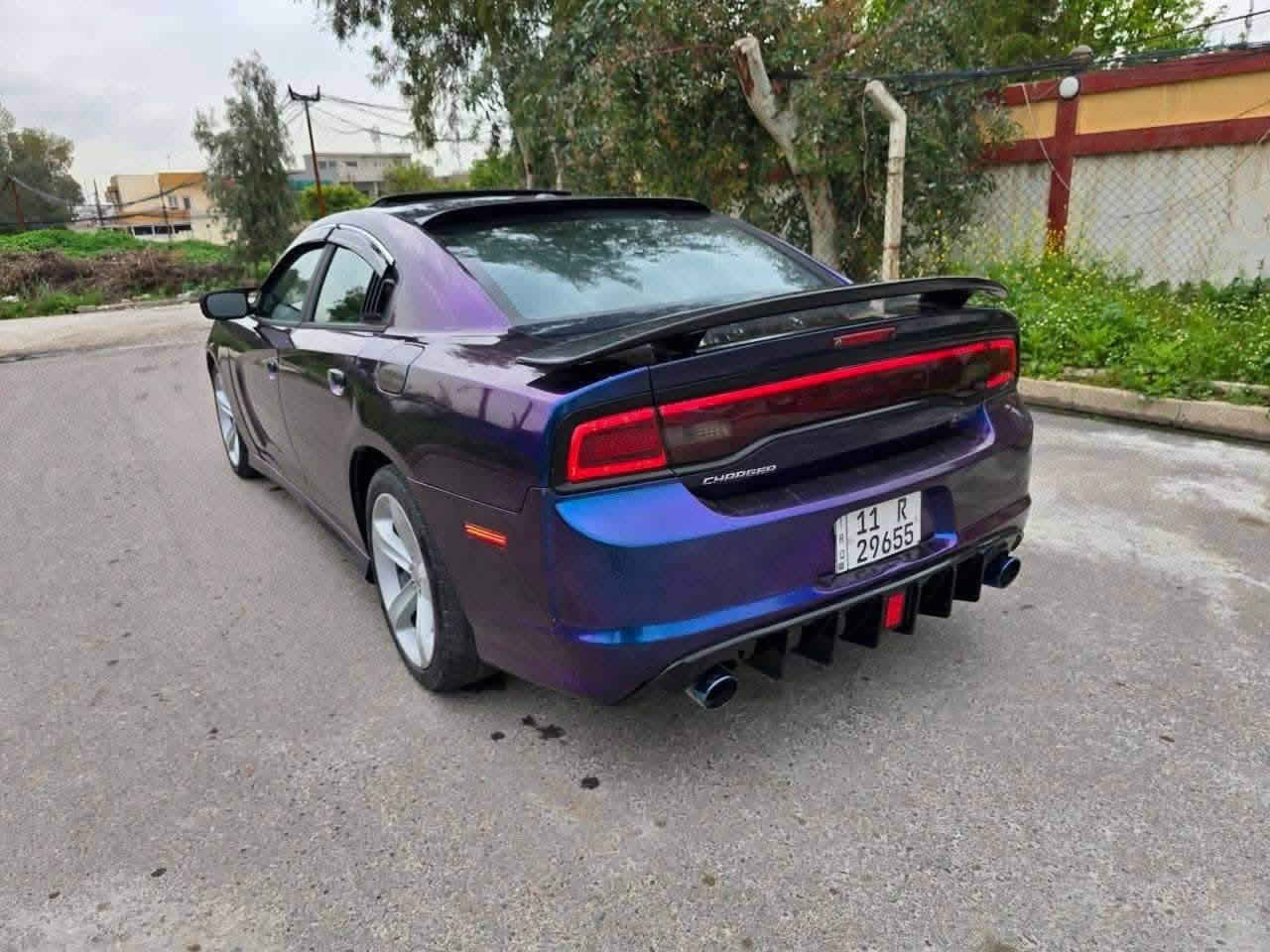 للبيع السعر 130
دوج تشارجر RT موديل 2014
استخدام شخصي
محرك V8 5700 
بيها صبغ حزامً تغيير لون جماليه بالسنويهً مكتوب ازرق غير محدد
بدون دواخل مرفوق رقم الشاصي بالصور 
فول مواصفات 
سلايت فتحه سقف
بصمه باب بصمه تشغيل عن بعد 
كشن كهرباء هيتر بالكشن 
شاشه كبيره تحكمات ستيرن كامره دواره 
شفتات ستيرن تبريد قطعتين ثلج
ويل حجم 20 تخم تاير جديد
رقم بغداد دولي باسمي هزه جديد شرط التحويل
العنوان ميسان للاستفسار الاتصال
***********
