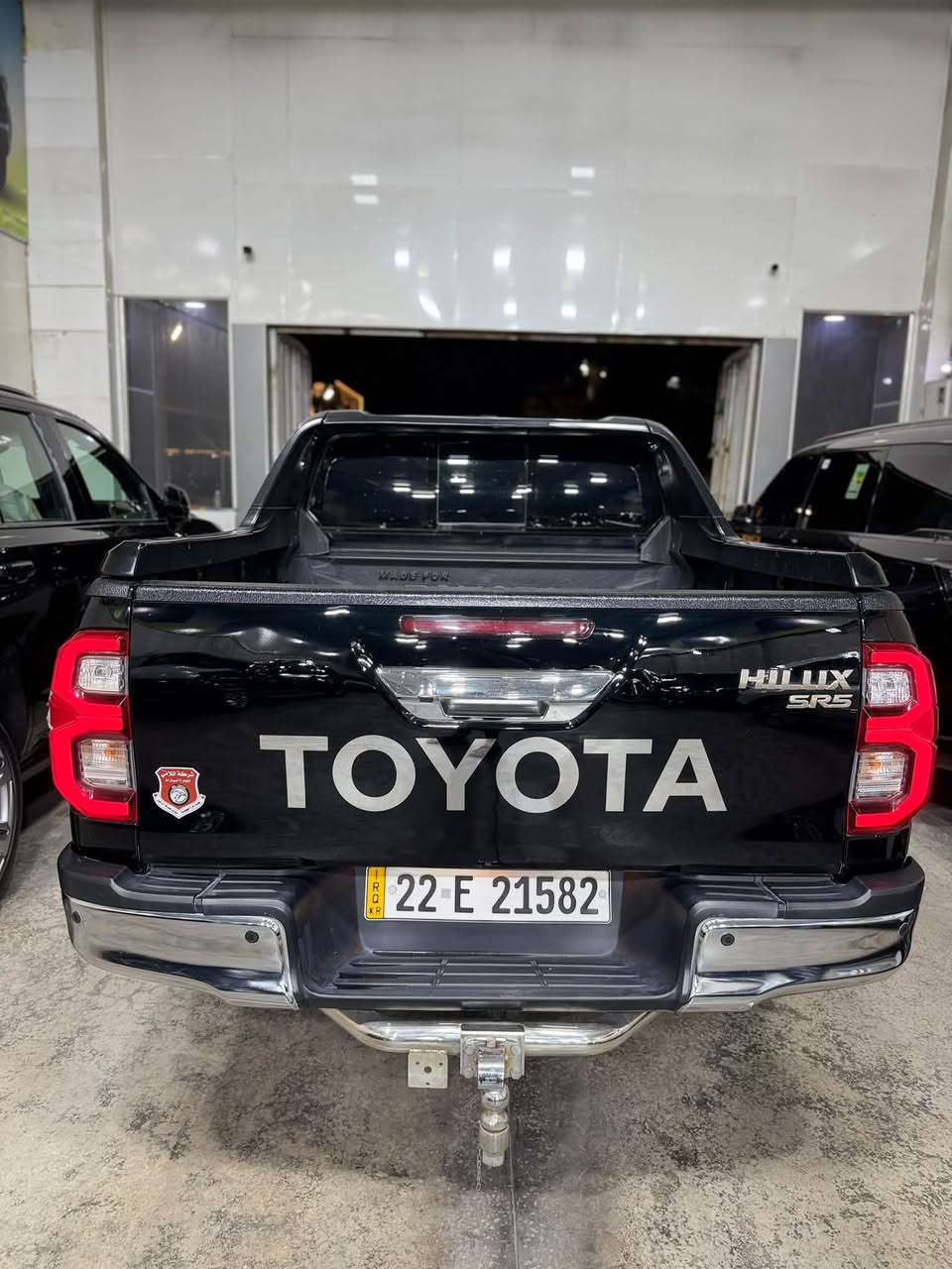 تويوتا هايلوكس TRD
6 سلندر 2022  

كامل مواصفات :
ماشية : 133 الف كيلو
داخل احمر 
كير اوتوماتيك
محرك 6 سلندر
تبريد قطعتين
شحن واير لس لاسلكي
نضام دفع رباعي فورويل  
مانع انزلاق
حساسات خلفية وامامية 
كامرة خلفية
تحكم ستيرن جهتين 
نظام ايكو الاقتصادي 
بصمة تشغيل
بصمة ابواب
اشاير بلمري
كروز سرعة
جكات بنيد 
تخم تاير جديد 
تغليف PPF 
السيارة مكفولة محرك وكير وتبديل
بيه فقط  صبغ فوق الايت الايسر في البنيد موضح بالصور 
.
السعر  29.500 
العنوان بغداد معارض النهظة 
الاستفسار اكثر :‭***********‬
