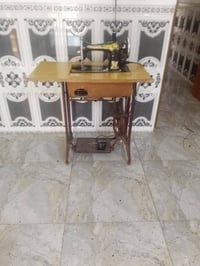 مكينة خياطة • ذراع مكسور • أبو غريب