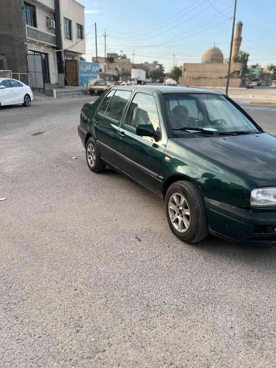 السلام عليكم كولف فنتو مديل 95 سنويه لل29 سياره جاهزه من كلشي تبريد تدفئه الداخل كلش نضيف مكينه 2000 كهربائياتها كلها شغاله كيجاتها شغاله تخم تاير جديد بلسلفون صدر امامي خلفي جديد ترابك ويـטּ؟ ماتريد ترايها كلش حلو مكينه كير جاهزه السياره من كلشي نقص اشاره يمنه وقبق ستيرن ب40 وبيها مجال بسيط مو سعرها بس محتاج مكاني بغداد محكمه حي العدل ***********
