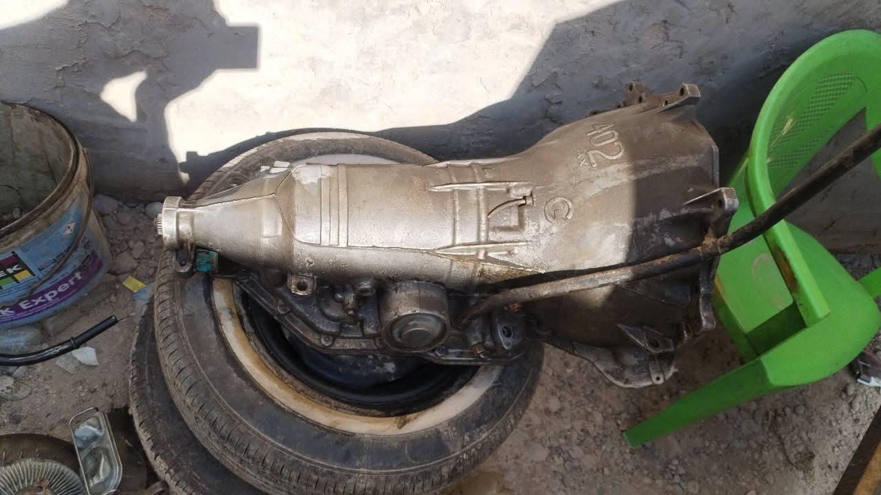 البيع كير ٢٠٠ فورار
شرط الفحص وضمان
***********
***********
اخو جديد
كامل
