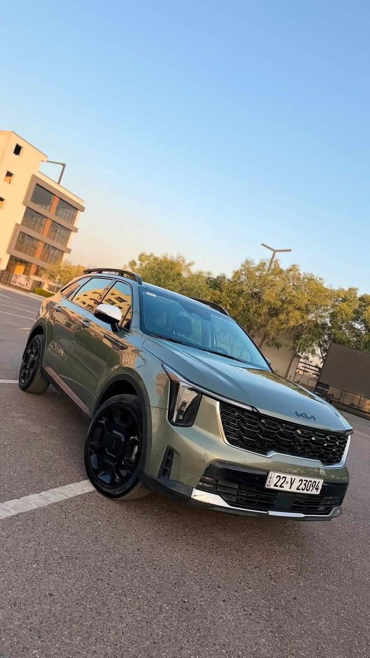 � كيا سورنتو 2025 | Kia Sorento
✨ اللون: زيتوني مميز
📍 المواصفات: فول X-Line
🛣️ الممشى: 25,000 كم
📑 رقم السيارة شمالي  – تحويل وكالة حاضر
✅ السيارة جاهزة وكاملة وبدون أي نقص 

مكاني بغداد 
السعر 235
***********
