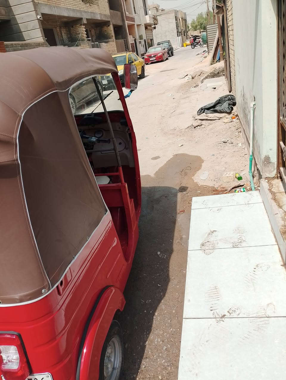سلام عليكم تكتك 18 صبغ جماليه مكينته20 نضيفه تكتك نضيفه على ايدي ارقامه انكليزي طالعات ب اسمي لسعر5و400 
رقمي ***********
