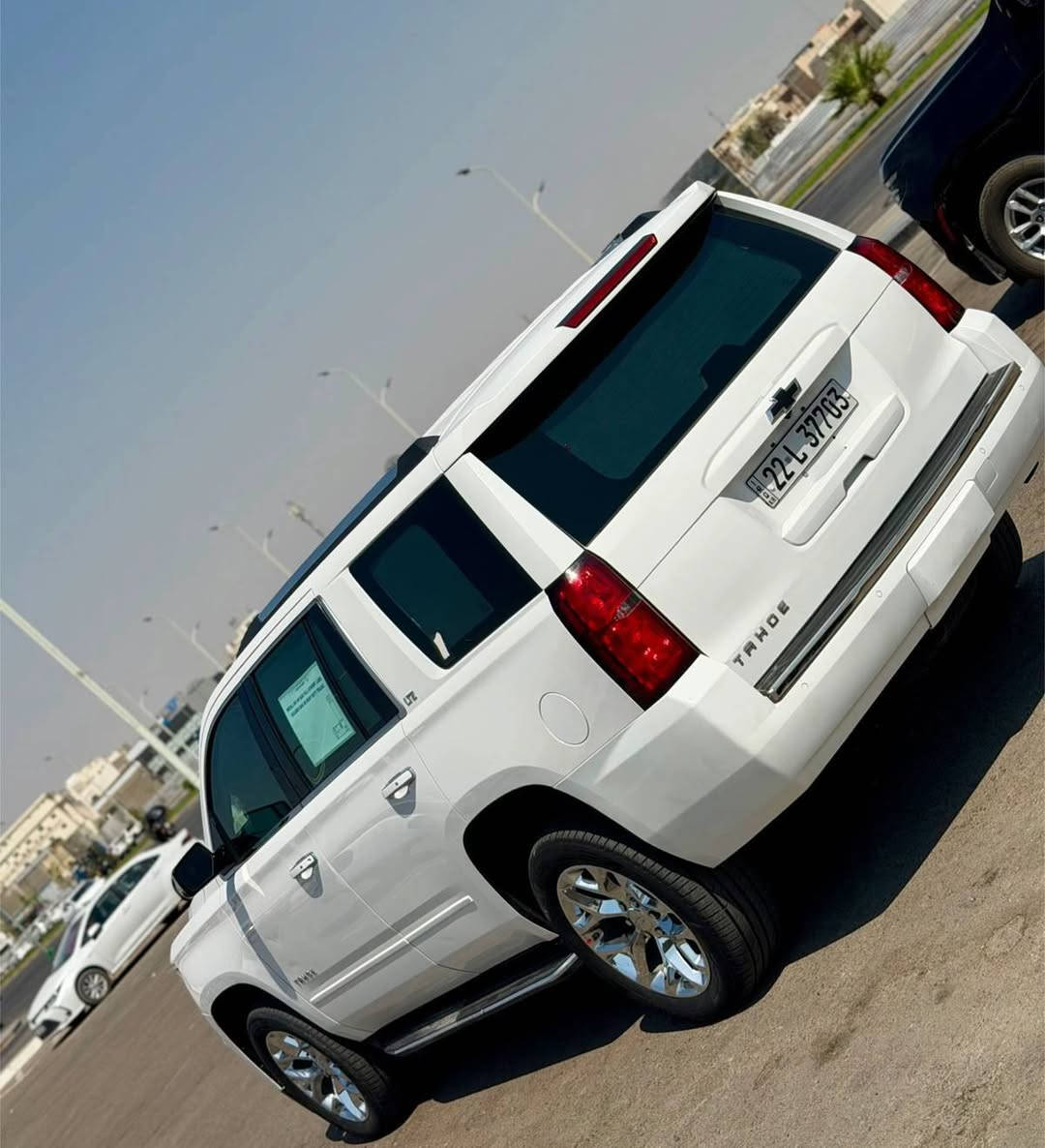 سلام عليكم تاهو LTZ 2015 لون ابيض  فول مواصفات 1/1 خليجي وكالة المنصور رقم اربيل. سياره بيه اماكن PDR 
وبيه بطل مبدل من الجهه اليسرى 
للاستفسار واتساب ***********
