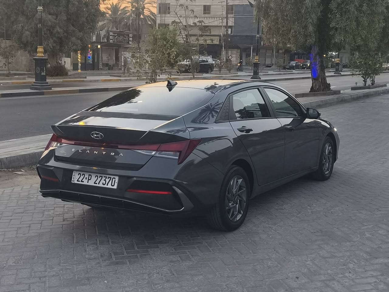 السلام عليكم النترا SEL كلين بدون صبغ فقط فايبرة قبغ الجنطة بدون ايرباك بدون اي ضرر بصمة داخل سبع الوان رادارات جانبية امامية خلفية بصمة تشغيل 
مكان السيارة الكاظمية شارع اكد 
السعر اتصل و تدلل *********** اتصال + واتس اب
