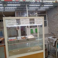 مطعم للبيع كامل وشغال السكلات مقايبل النادي الهلال 07889676077
