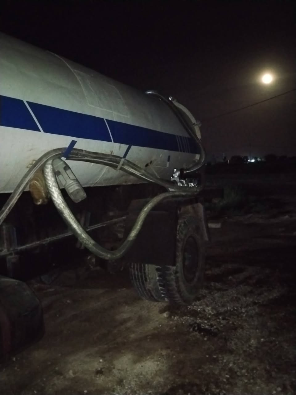 هينو دنكر • مكينه نعمه • تايرات نص عمر
