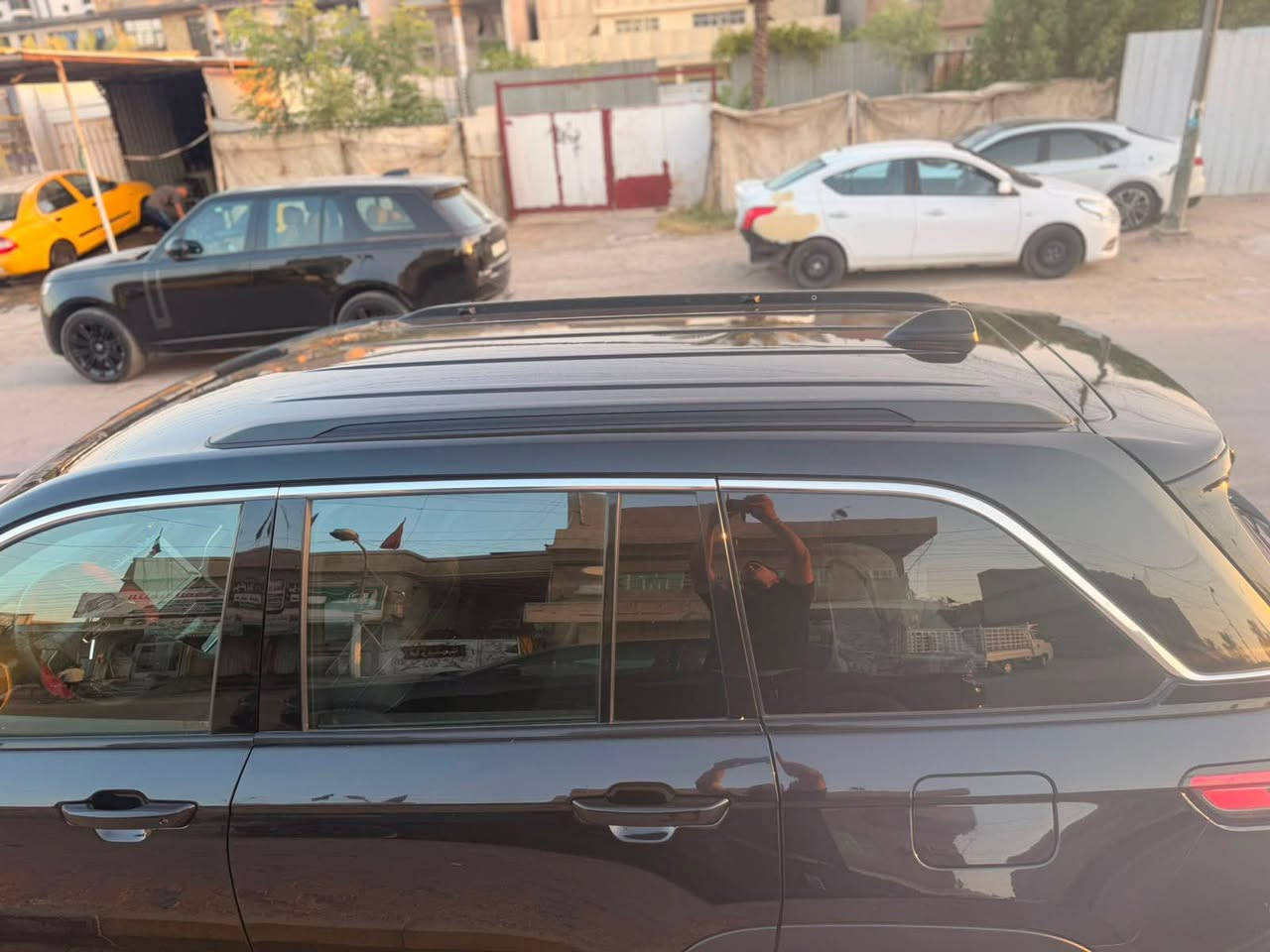 2025
🔹 الفئة: لاريدو 
🔹 المحرك: 3.6L V6
🔹 مواصفات اعتيادية
🔹 شاشة وسطية + Apple CarPlay / Android Auto
🔹 تشغيل بصمة ودخول ذكي
🔹 كاميرا خلفية وحساسات
🔹 مثبت سرعة متكيف
🔹 تحذير النقطة العمياء
🔹 مساعد المسار
🔹 مقاعد قماش
🔹 تكييف أوتوماتيك ثنائي المناطق
سيارة رقم بغداد شهداء 
📍 السيارة نظيفة وجاهزة مكانه بغداد جديدة 
📞 للاستفسار والتفاصيل: *********** بغداد, العراق

