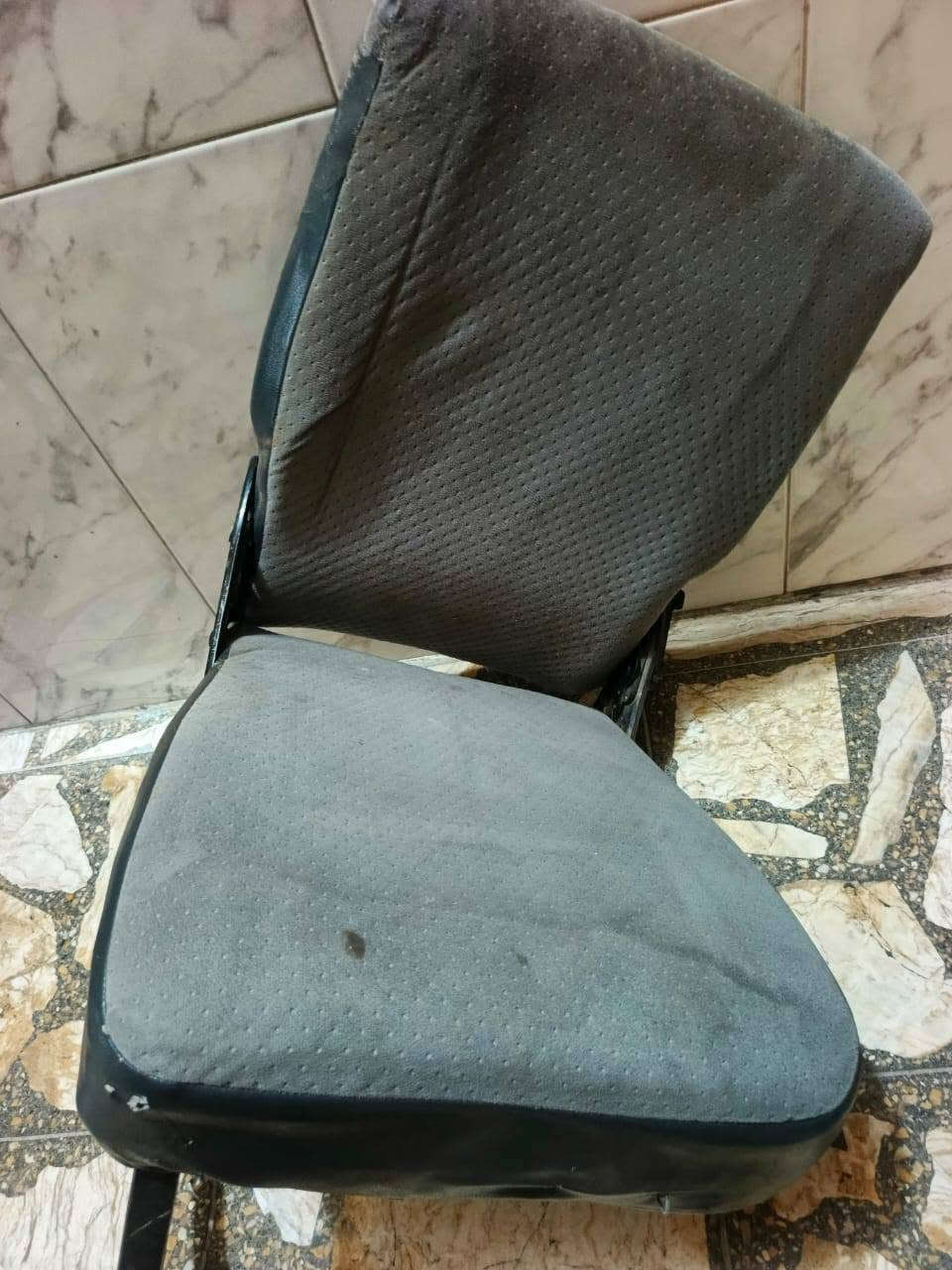 كشنات نيسان للبيع عدد 3قلابات   يرهمن جنبي هايسا اليم الباب السلايت***********

