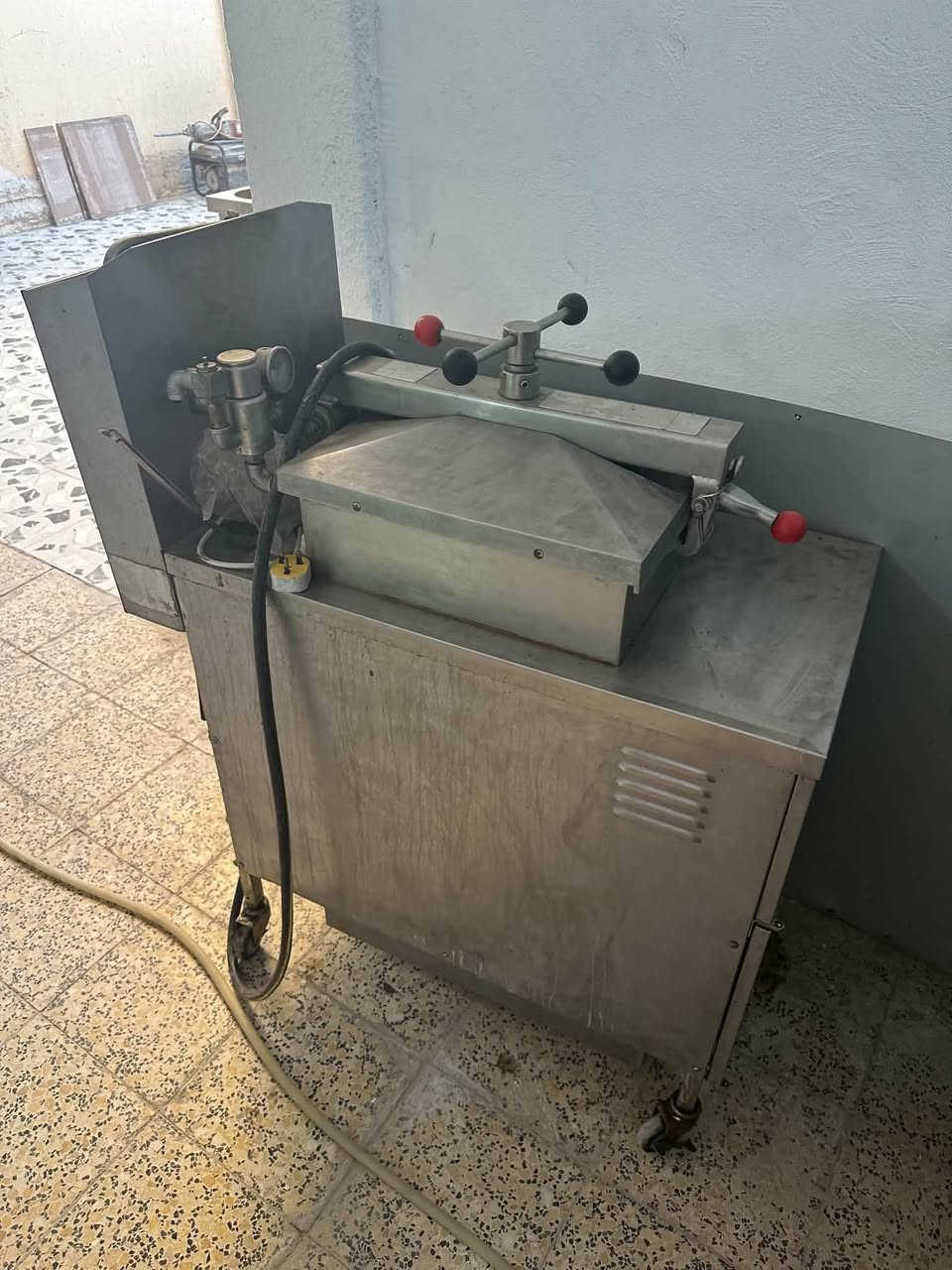للبيع معدات مطعم ، البيع مثل ما موضح بالصور.
للتفاصيل والاستفسار: *********** 📞

