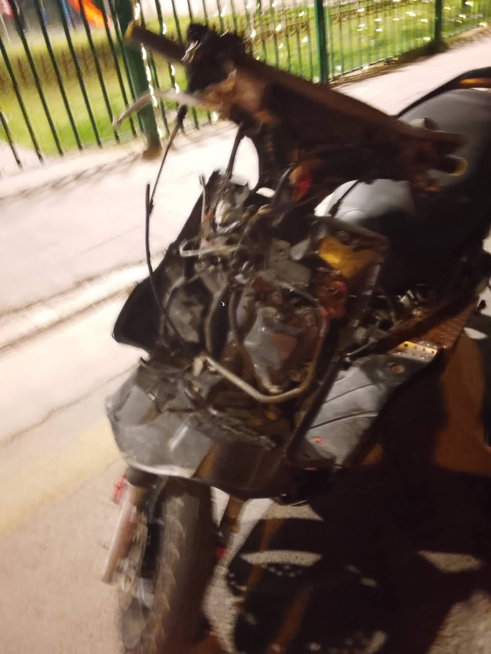 سلام عليكم سكنس فحل كابريتر للبيع ب300قفل قفل قفل مكينه هاون نقصه يده هندر طاكه وكتف شحن وبدايه ولفات نكره بس من ضل تفتر فتره طويله تطفه زركله ترجع نكره نكره بكل وقت سلف هندر جوه 300مابيع او مراوس ب نثيه بغداد حي العدل ***********
