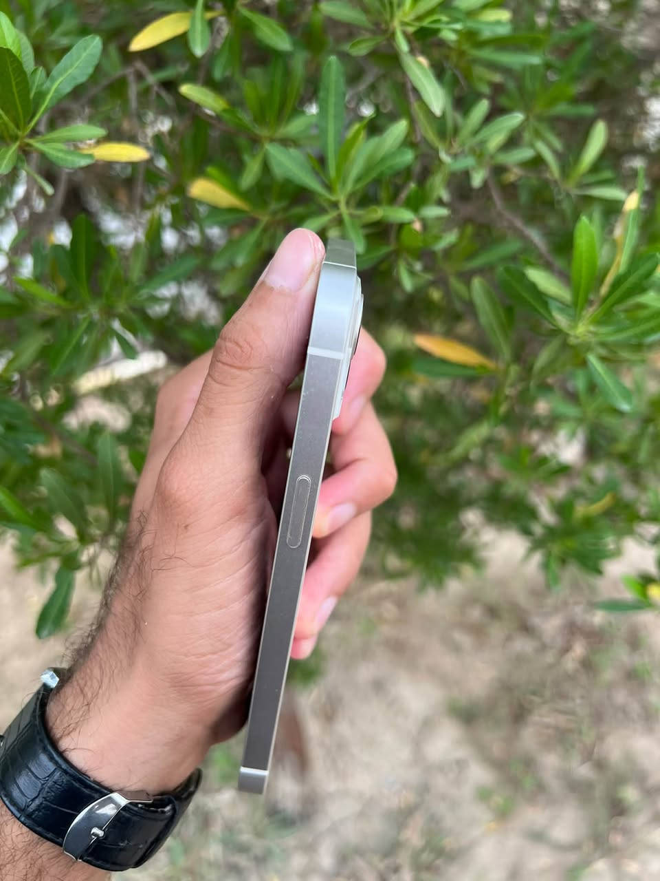 ايفون 13 • ١٢٨ • ابيض