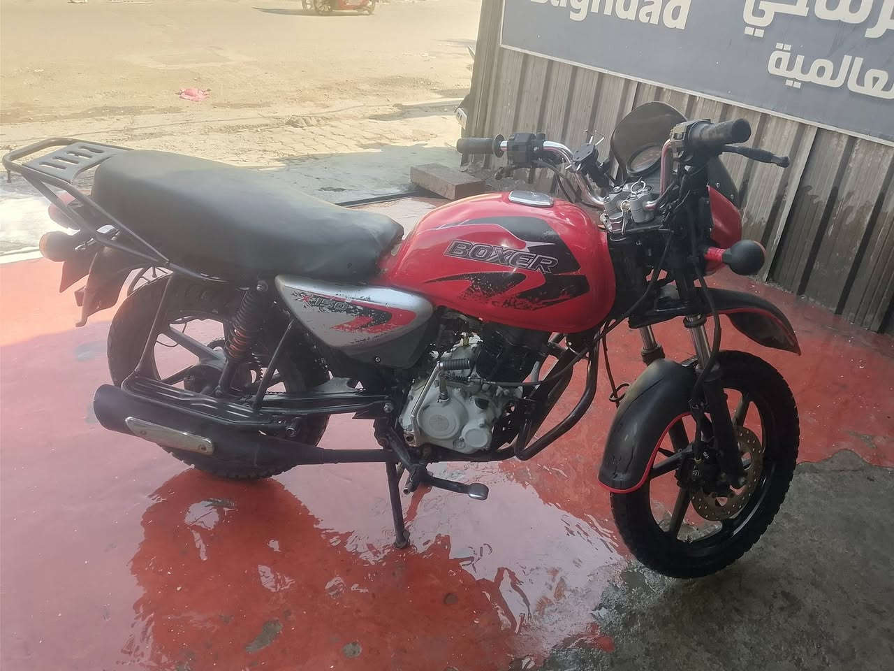 بوكسر موديل 23  يحتاجلها كلجات وسلف محركها خير من الله دراجه تخبل سعر ب750 ه‍ ***********
