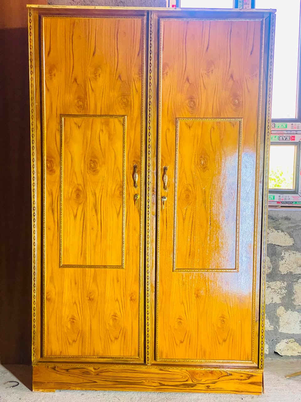 السلام عليكم
كناتير صاج للبيع 

4 باب نضافه 95‎%‎ / السعر 250 وبي مجال بسيط

2 باب نضافه فول / السعر 140 وبي مجال 

العنوان /الرمانه البوعبيد الحويجه 

للاستفسار /***********
