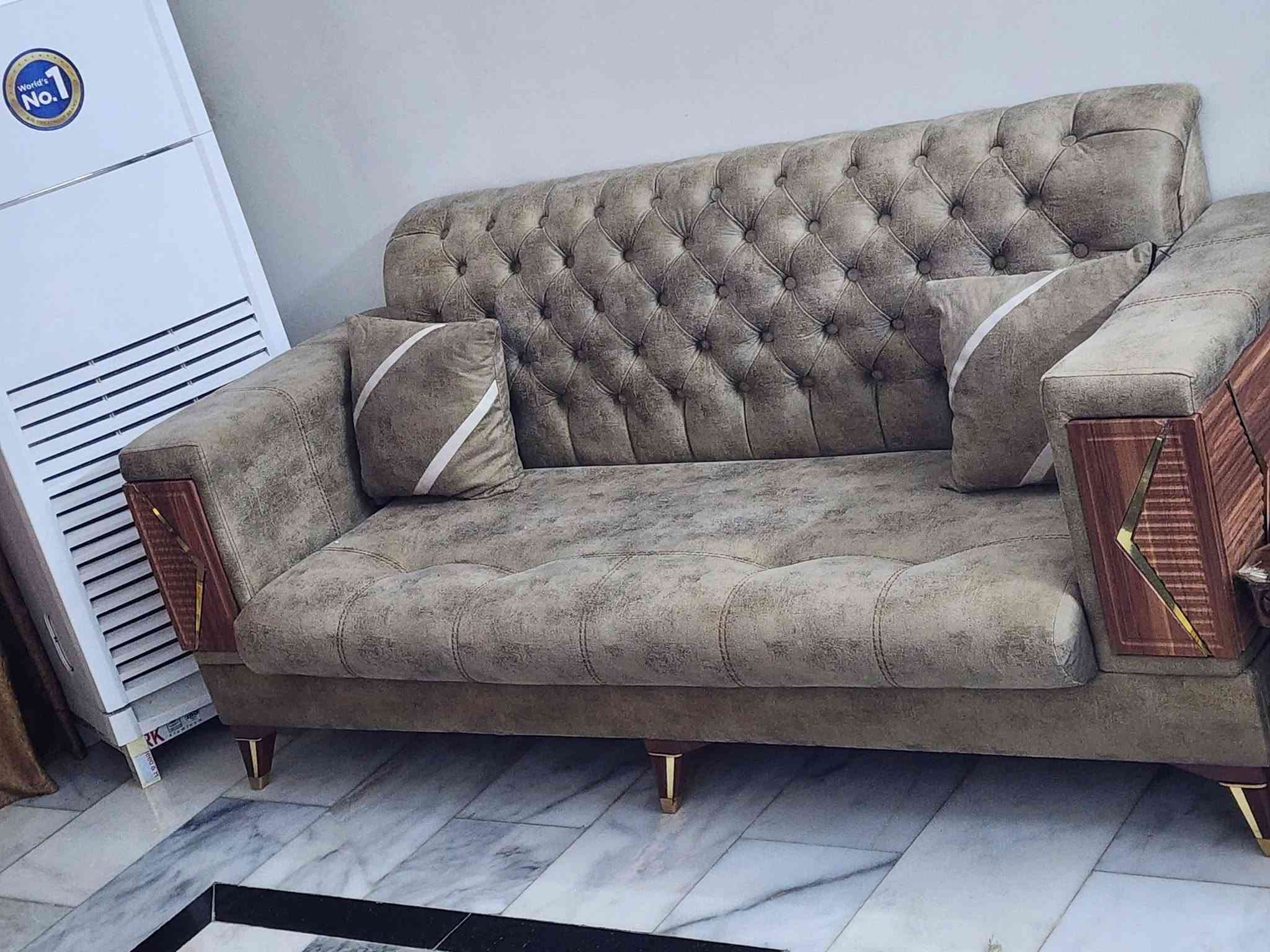 ثلاجة • لا تفاصيل
