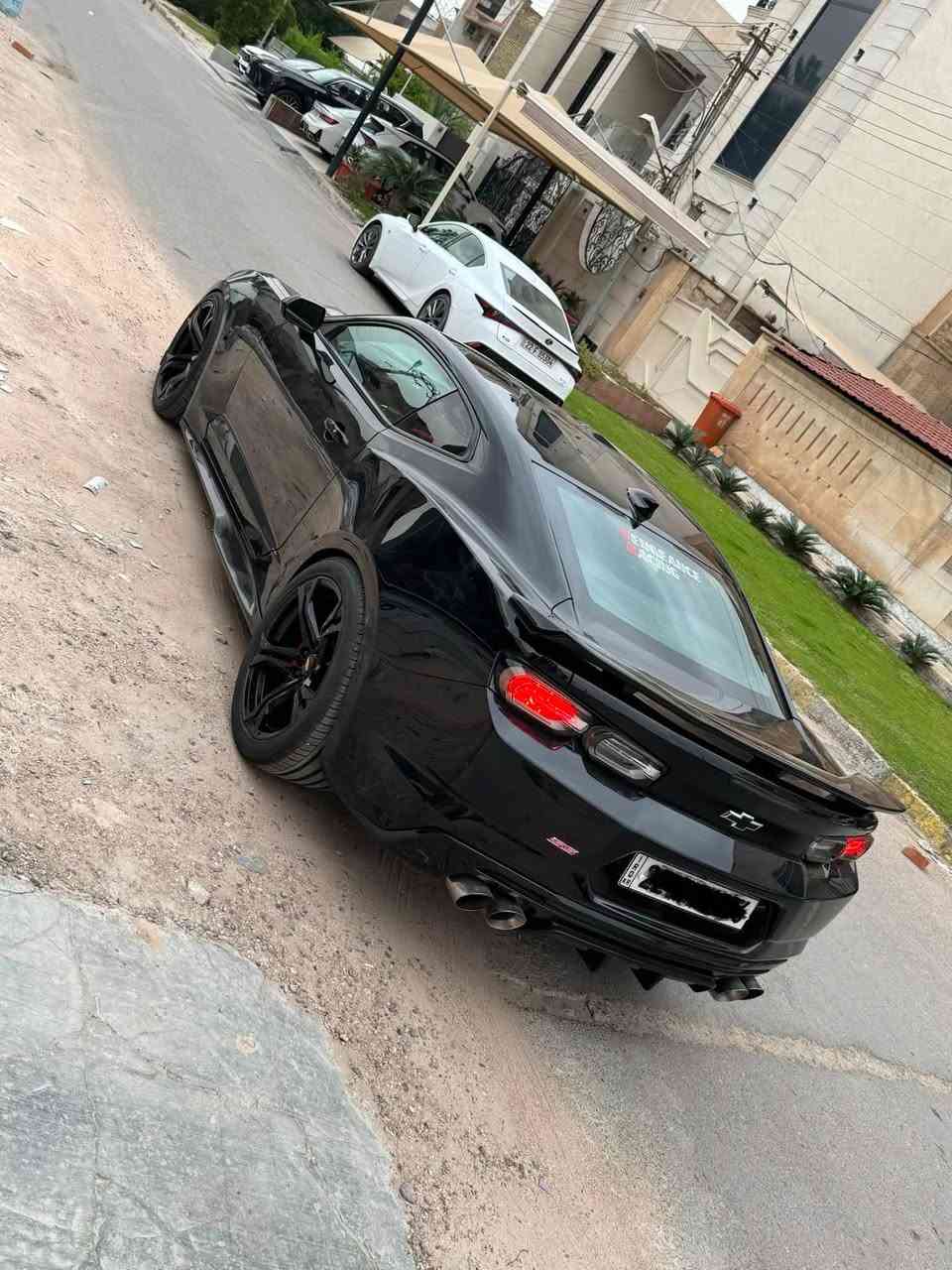 للبيع او مراوس كمارو 1ss 2020 
 رقم اربيل 
مكان السياره: بغداد المنصور 
ماشيه 24 الف ميل طبت للعراق ماشيه 21 الف ميل
المحرك: 6.2 
كير اوتو 
كير ١٠ نمر معدل من امريكا
برمجه امريكا 
التزويد كله بامريكا وكلشي واضح بصور الحادث
التزويد:
‏C8 throttle and C8 manifold
‏Mbrp long tube headers
‏Mbrp system exhaust 
‏Roto fab air intake 
‏Gpi-Cam (gen5)
‏Texas speed and performance DOD/AFM delete kit
‏Dsx flex fuel kit 85 ethanol 
‏Afe control
السياره عليها شوته rotofab ومنظومة فلكس فيول 
وكام شفت gpi مع المجموعه الكامله من شركه تكساس سبيد وثلاجه كورفت C8 ولويات afe control
والهوائيات كلهن من طول لطول mbrp 
ونزلت بعض صور للغراض الي بيه واكو بعد 
الاضافات :
دوسات 
سبايدر 
دفيوزر 
اصليات Zl1
ويل 1le
الضرر: جاملغ فقط عكس سايق ايرباكات تكم فقط 
اما الستيرن والدشبول مكفولات مطاكات الايرباكات
ملاحضه:السياره بريفورمانس بكج مختمه 
شاشه جبيره عينه دجتال اكتف كزوز 

السعر 45 مليون قابل لتفاوض 

 *********** صور الحادث واتس تحياتي
