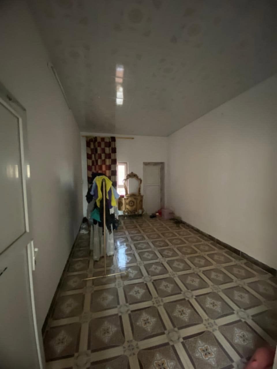 🏡 دار للبيع | تكريت – حي شيشين
📍 قرب دائرة التقاعد | موقع مميز جداً

📐 المساحة: 150 م²
📏 الواجهة: 7.5 م
📏 النزال: 20 م
🛣️ شارع الدار: 15 م

✨ تفاصيل الدار:
• 4 غرف نوم
• صالة
• استقبال
• مطبخ
• 3 مجموعات صحيات
• واجهة حجر
• شغل درجة أولى – مال جناي
• موقع مميز جداً

💰 السعر مناسب جداً

📞 للاستفسار والتفاصيل:
*********** ☎️
🏡 مكتب الامين للعقار على شارع 60 🏡
