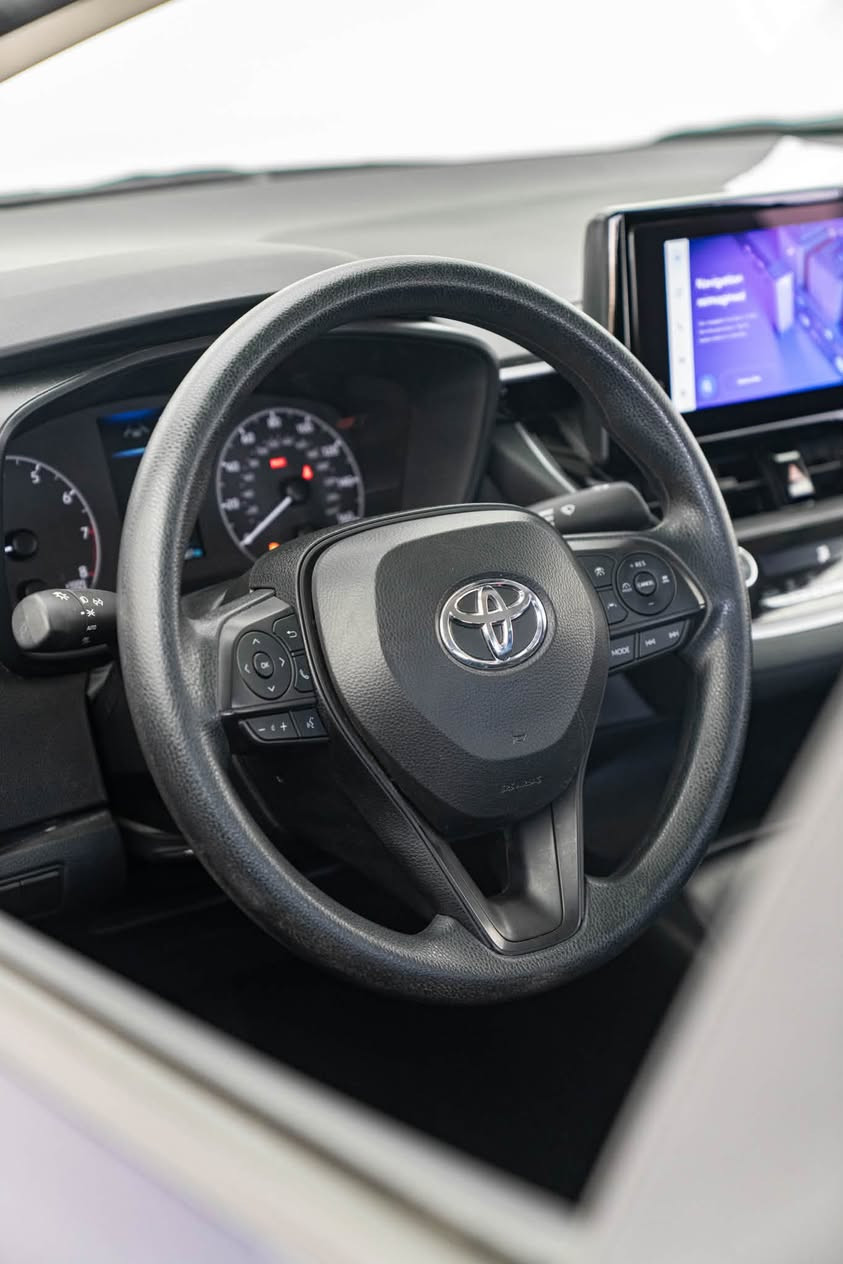 ارخص كورولا ب كل السوك 🔥👍🏻
Toyota Corolla 2024 LE
تويوتا كورولا ٢٠٢٤ ال اي

مكينة ٤ سلندر حجم ٢.٠لتر تنفس طبيعي
ماشية ١٤ الف ميل و بحالة جداً ممتازة 

ضرر السيارة جاملغ و باب خلفي بدون دواخل و ايرباك
سيارة كلش كلش نظيفة رقم كاتي تترقم شمالي 
رقم شاصي : 5YFB4MDE9RP181399

سعر السيارة 135$ يعني شدة و خمسه و ثلاثين ورقة و مجال
سيارة موجودة ب دهوك و بيها سونار و ابيع ب شرط 
لي اي استفسار عن السيارة اتصل علي الرقم
(***********)

نص مكتوب في الصور:
- COROLLA