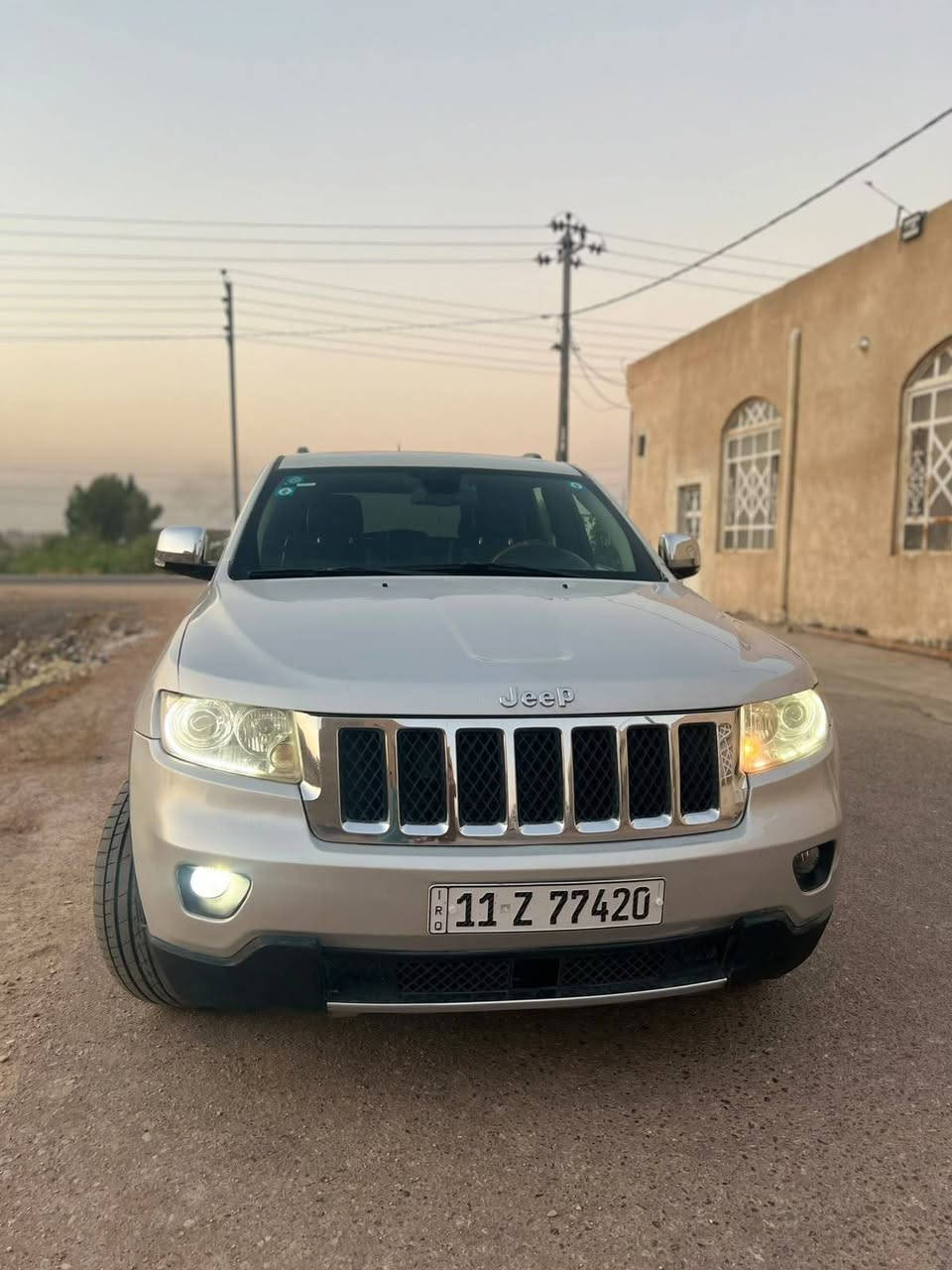 السلام عليكم 
بيع او مراوس
جيب موديل ٢٠١١
السياره فوول مواصفات للأخير وجاهزه من كلشي كير مكينه حداديه تبريد تخم تاير جديد وحولتهه قبل يومين سنويه وكلشي جديد بدون حادث مصبوغه حزام للجماليه السياره جديده كلش السعر ١٢٧$ وبيهه مجال
المكان بابل محاويل
***********
