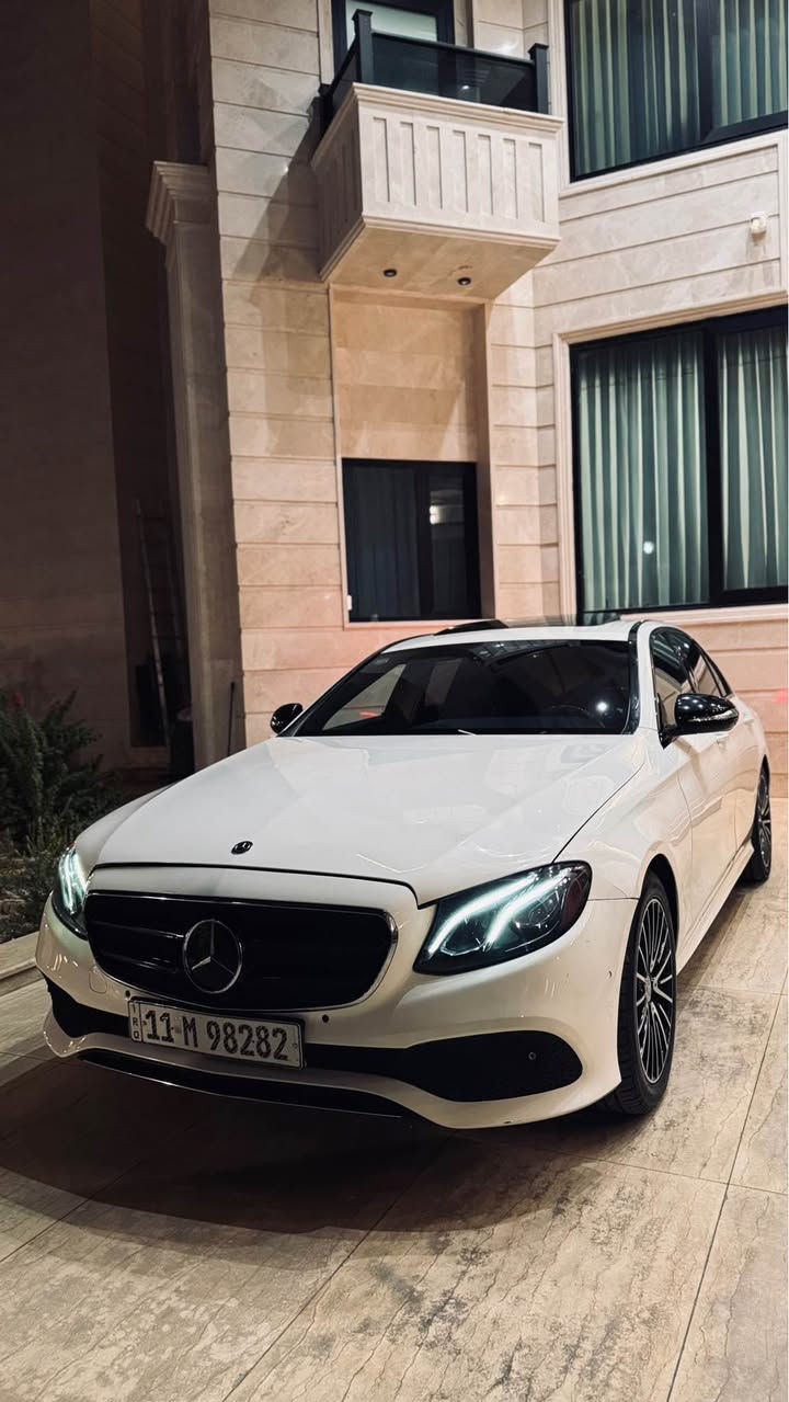 مارسيدس E300 موديل 2018 
فول مواصفات ماشية 130km السيارة جاهزه من كير ومكينه وحدادية حادث السياره قبق صندوق و بيها صبغ رش ٥ قطع السياره بدون دواخل وبدون ايرباك 
السعر 210 وبيها مجال للاستفسار / *********** ناصرية, ذي قار
