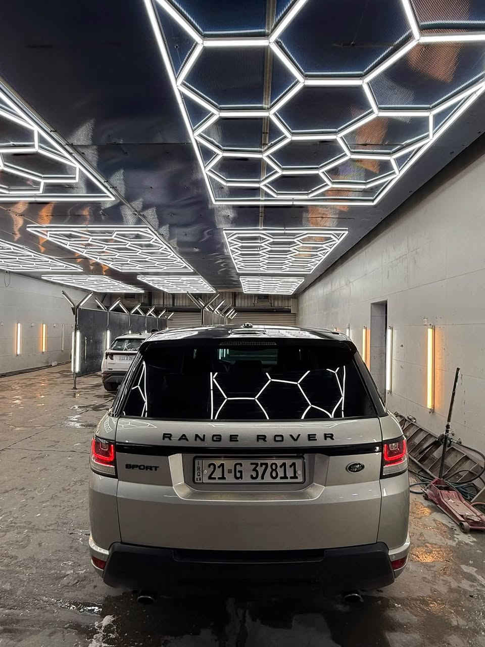 رانج روفر سبورت • V6 سوبر تشارج • كاميرا 360