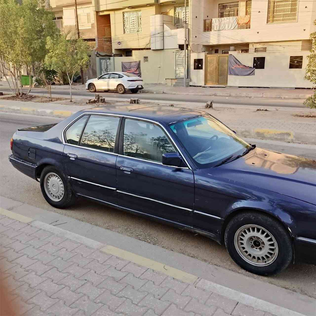 السلام عليكم بي إم 1994 رقم بغداد ألماني مكينه كير بطه 3000
السياره جاهزة مكينه كير حدادي تخم تاير مكفول كهربائية شغال سيارة مكينه كير مكفولة سيارة مكفول من كيه وعيب شرعي تحويل ثاني يوم  العنوان كربلاء ***********  العسر 24وبيها مجال  ملاحظة مكلف بلنشر غير متواجد على الفيس
