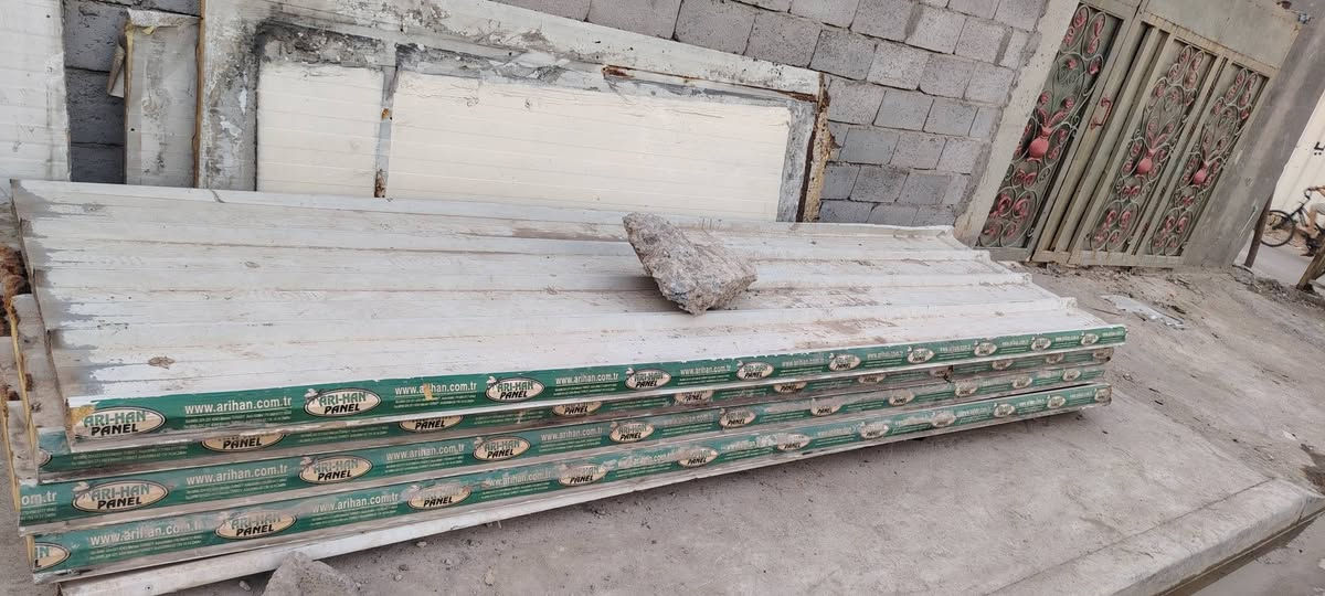سندويج 4متر العدد 5وقطعتين 3متر المكان بغداد جسر ديالى ***********
