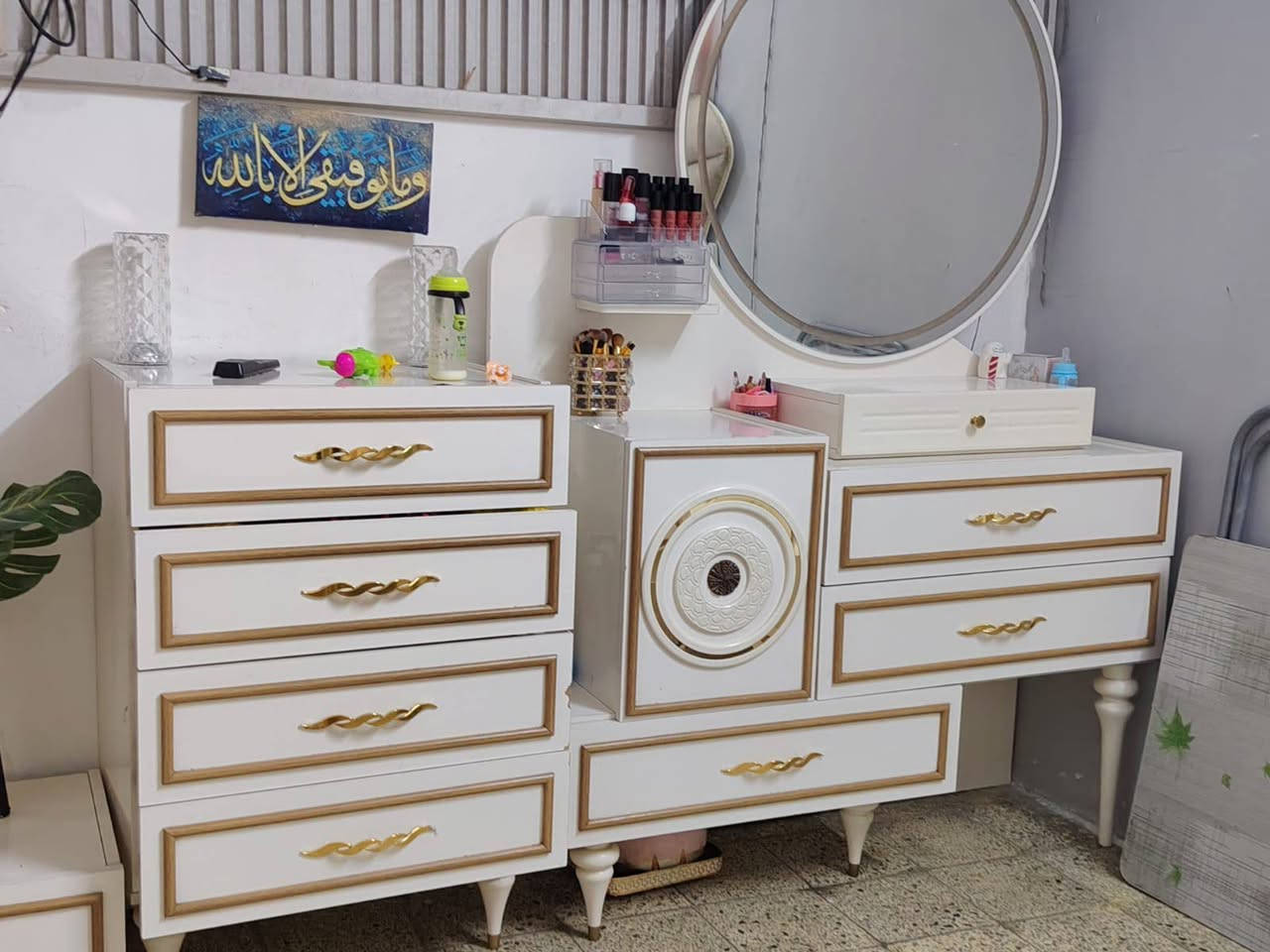 غرفه نوم تركي 9 قطع نضيفه بدون ضرر 
سعره 550 بيه مجال مكان بغداد مدينه الصدر قطاع 2
الشراي اتصل ***********
