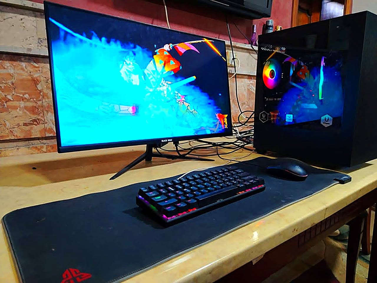 سيت اب pc مواصفات ممتازه للمراوس مع  ايفون 16 برو ماكس او كلاكسي S26 الترا اهم شي نظيف 
----------
المواصفات :-
CPU - AMD RYZEN 5 5500 
GPU - RTX 3060 12G ZOTAC GAMING
MB - ASUS B450M PRIME 
RAM - 16G 3200 T-FORCE RGB
HARD - M.2 NVME 256GB BULLET
CASE - GAMING 4FAN RGB 
-----------
الملحقات :-
الشاشه : BLACKWOLF 165HZ FHD IPS 27
الماوس : HAVIT RGB 
الكيبورد : GAMING MECHANICAL 60% RGB
ماوس باد FANTECH 
----------
كراتين القطع اغلبها موجوده
مكاني بغداد - الحريه
رقمي ***********
