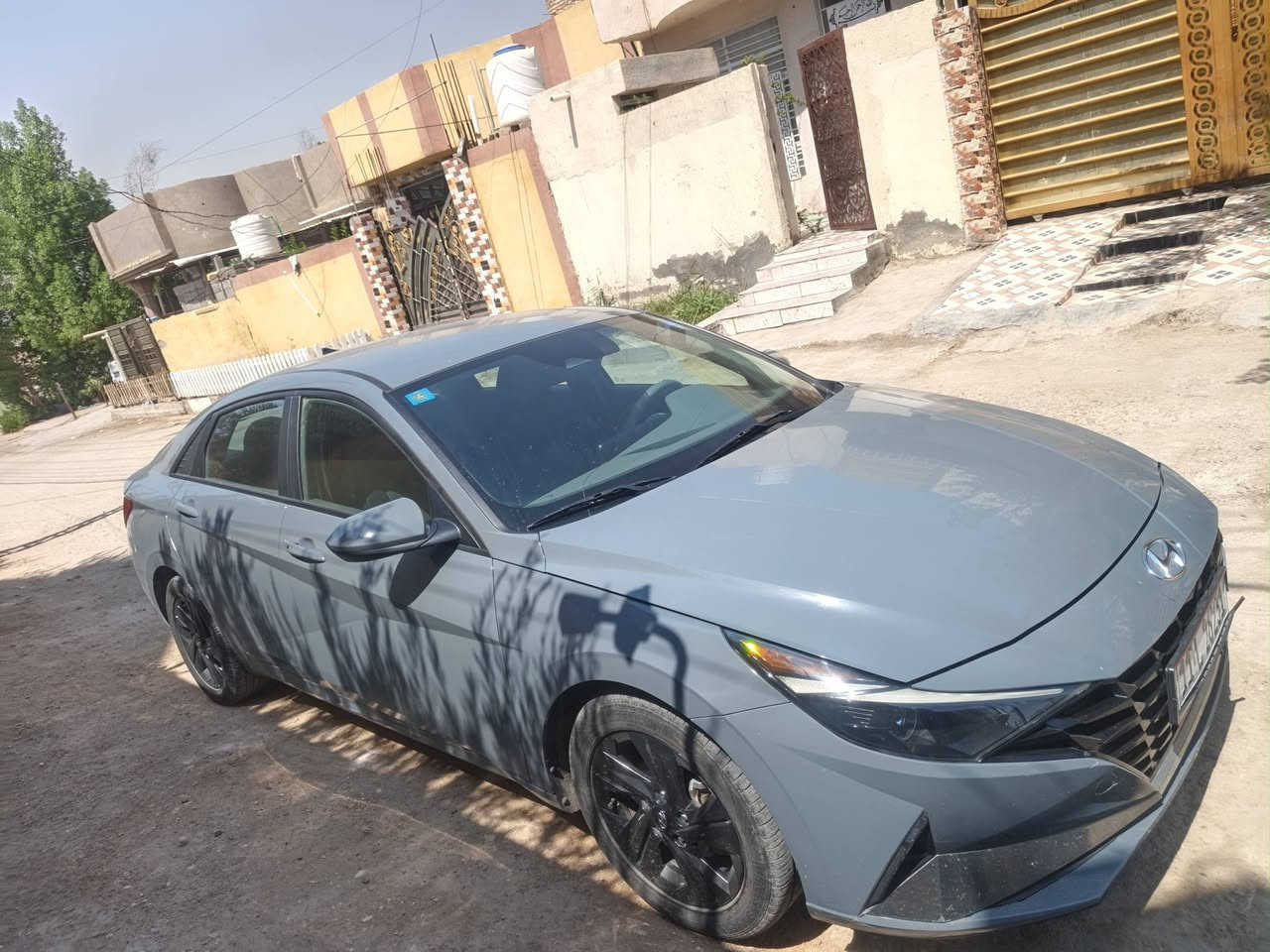 النترا موديل 2023 
مكينة ٢٠٠٠ دوش
بصمة وفيها مواصفات أخرى 
رقم بغداد باسمي 
ماشية ٤٤
مكان بابل المسيب 
السعر ١٥٠ وفيها مجال 
***********
