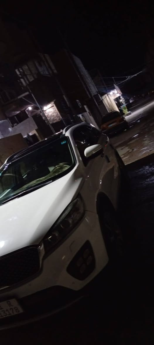سلام عليكم سورنتو البيع الموديل 2018فول موصفات مكينه وكير كفاله  عامه السياره جديده سته سلند ر تحكمات كامله بيه سونار مامتواجد علىالفيس مكلف بلنشر السعر230وبيها مجال راقم ***********
