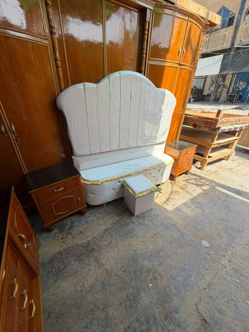 السلام عليكم معرض الشويلي لنجاره والأثاث 
غرفة مستخدمة 4 ابواب طابقين ملحق

داخل والخارج صاج طبيعي

حلوة ومرتبة وناعمة ومناسبة 

الأولوية للأسرع بالحجز 

‏التوصيل والشد رمزي إلى جميع محافظات العراق

‏خدمة استبدال الغرف العراقية القديمة بغرفة جديدة مع الاتفاق على الفرق
العنوان بغداد الامين ثانيه للحجزوالاستفسارعلىالارقامالتاليةاو واتساب(***********)
