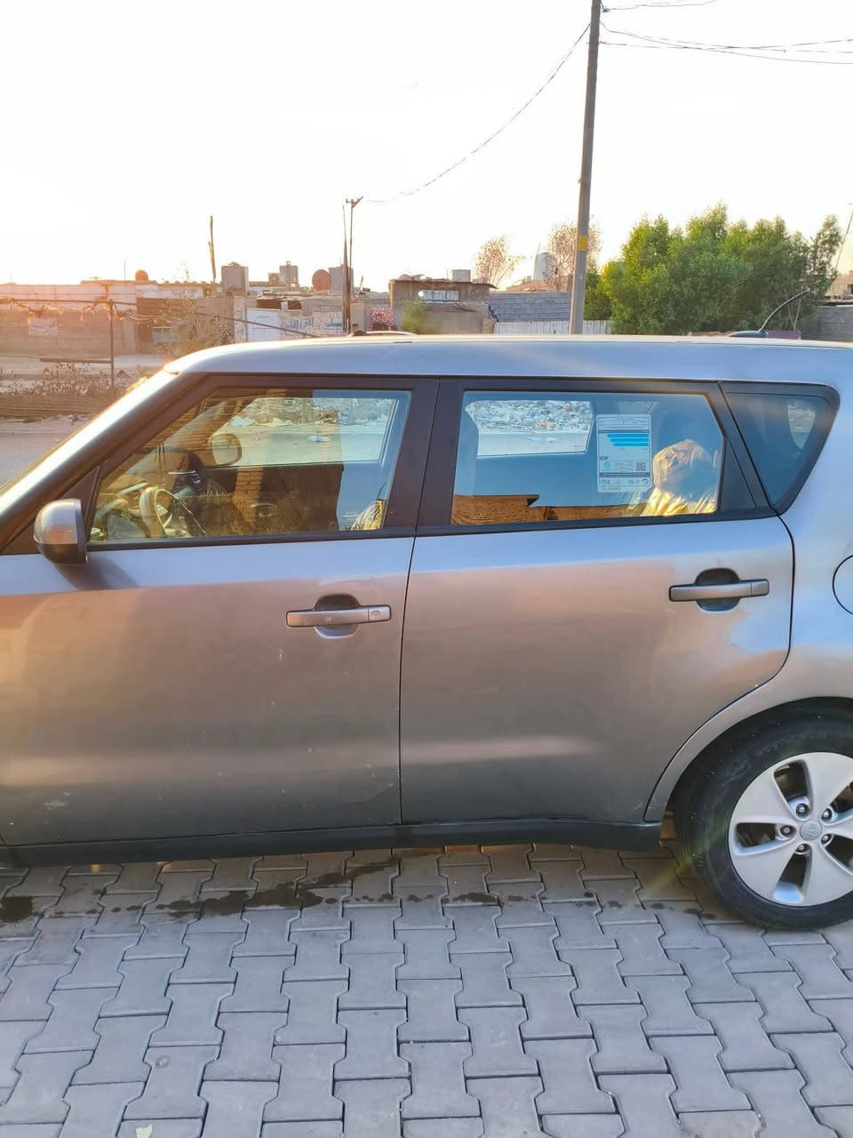 محرك 1600GTi

الحادث الباب  خلف السئق السايق

ماشيه85

سونار موجود

السعر 95

***********
