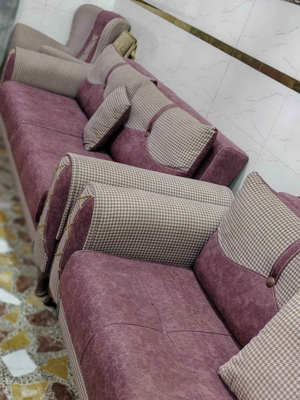 كنب تركي • ١٠ مقاعد • نضيف جدا